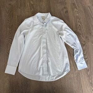 H&M Light Blue Button-Up Blouse – Size 6 (EUR 36)